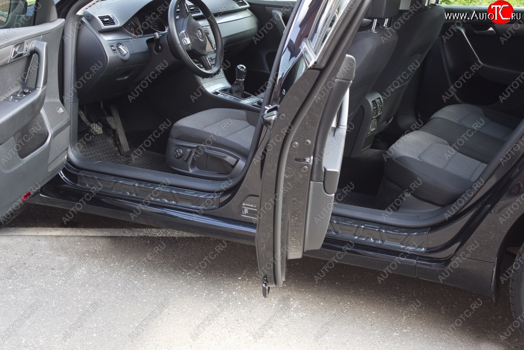 2 449 р. Накладки на порожки RA (комплект) Volkswagen Passat B7 седан (2010-2015)  с доставкой в г. Чебоксары